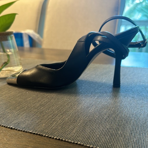 Cute toe capped strappy heels - Picture 4 of 5